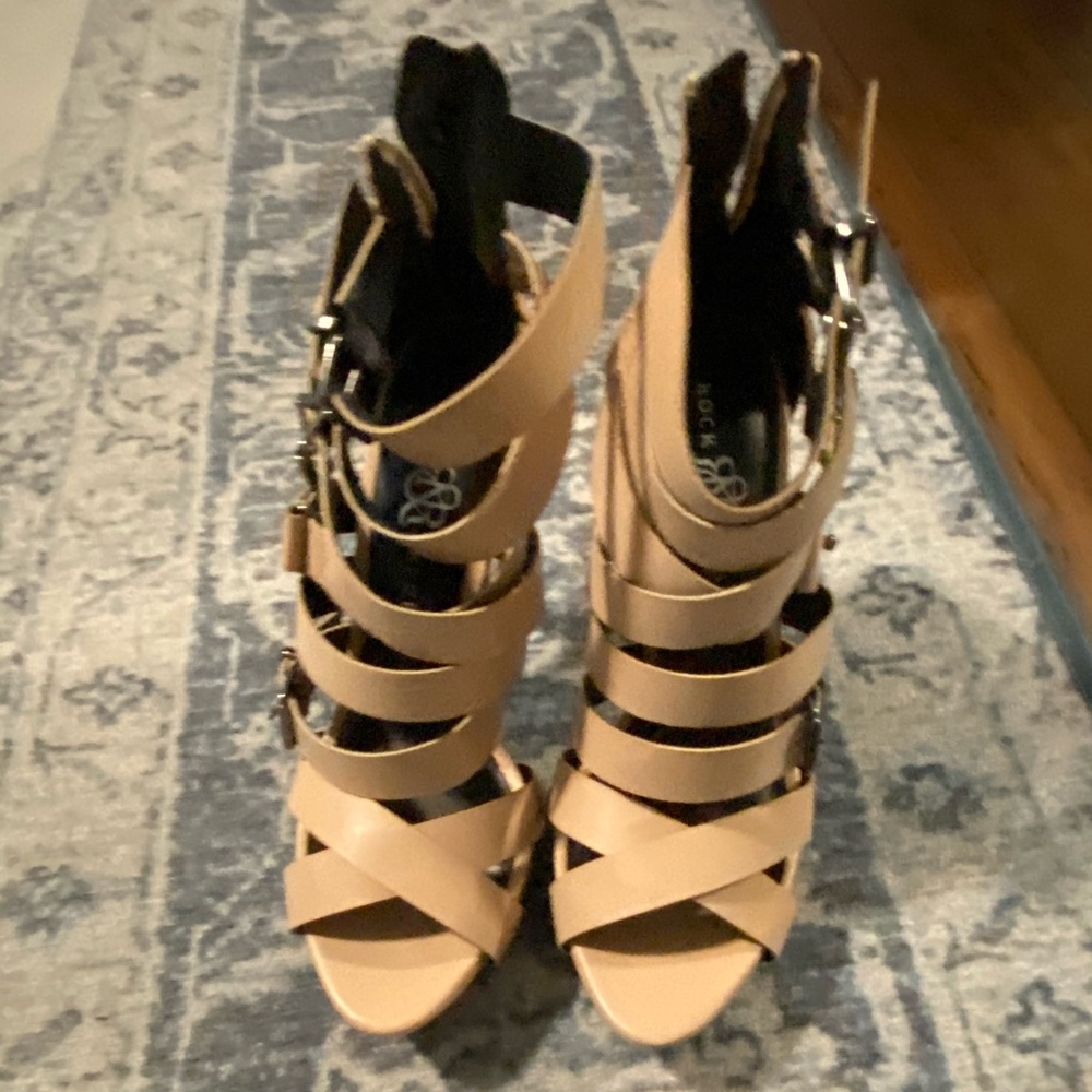 Tan heels